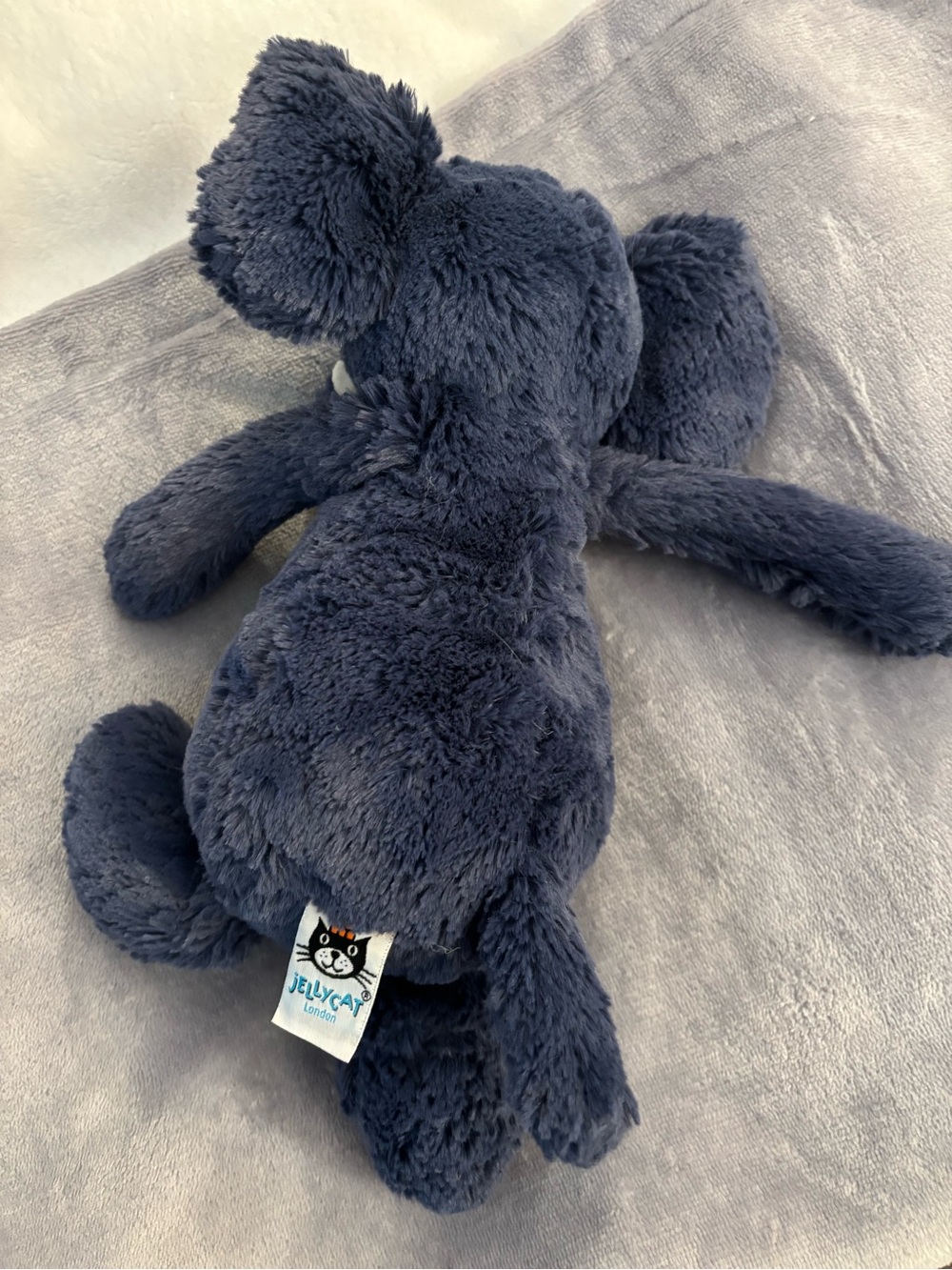 Jellycat Bashful Blue Elephant plush toy stuffed animal - Picture 4 of 4